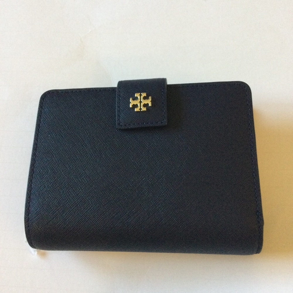 TORY BURCH ROBINSON FRENCH BIFOLD WALLET SAFFIANO LEATHER BLACK GOLD LOGO